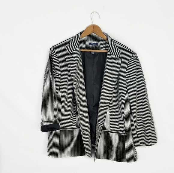Women's 16W Chaps Striped Blazer - Picture 1 of 7